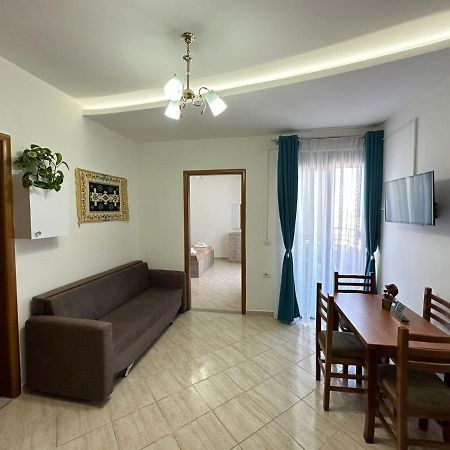 Trea Accomodations - Port Side วญอเรอ ภายนอก รูปภาพ