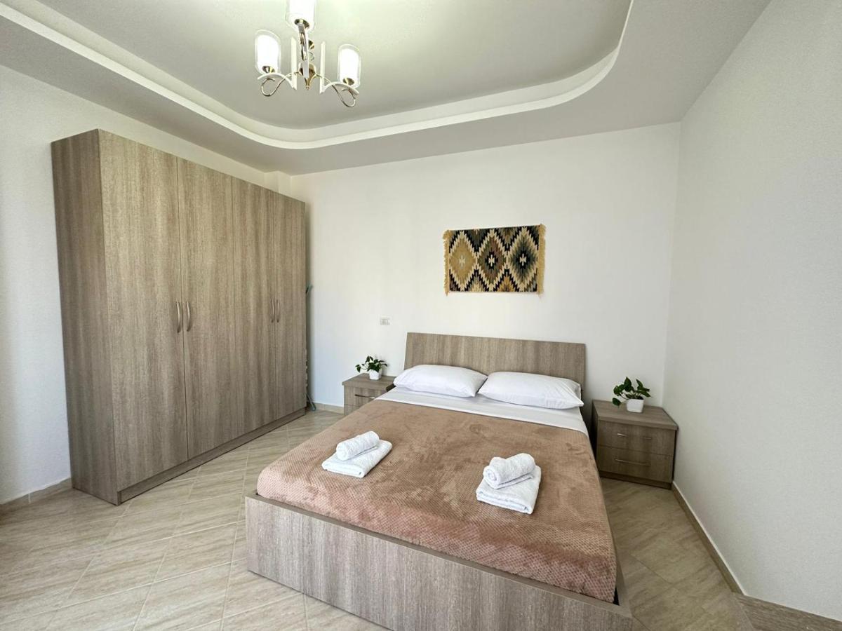 Trea Accomodations - Port Side วญอเรอ ภายนอก รูปภาพ