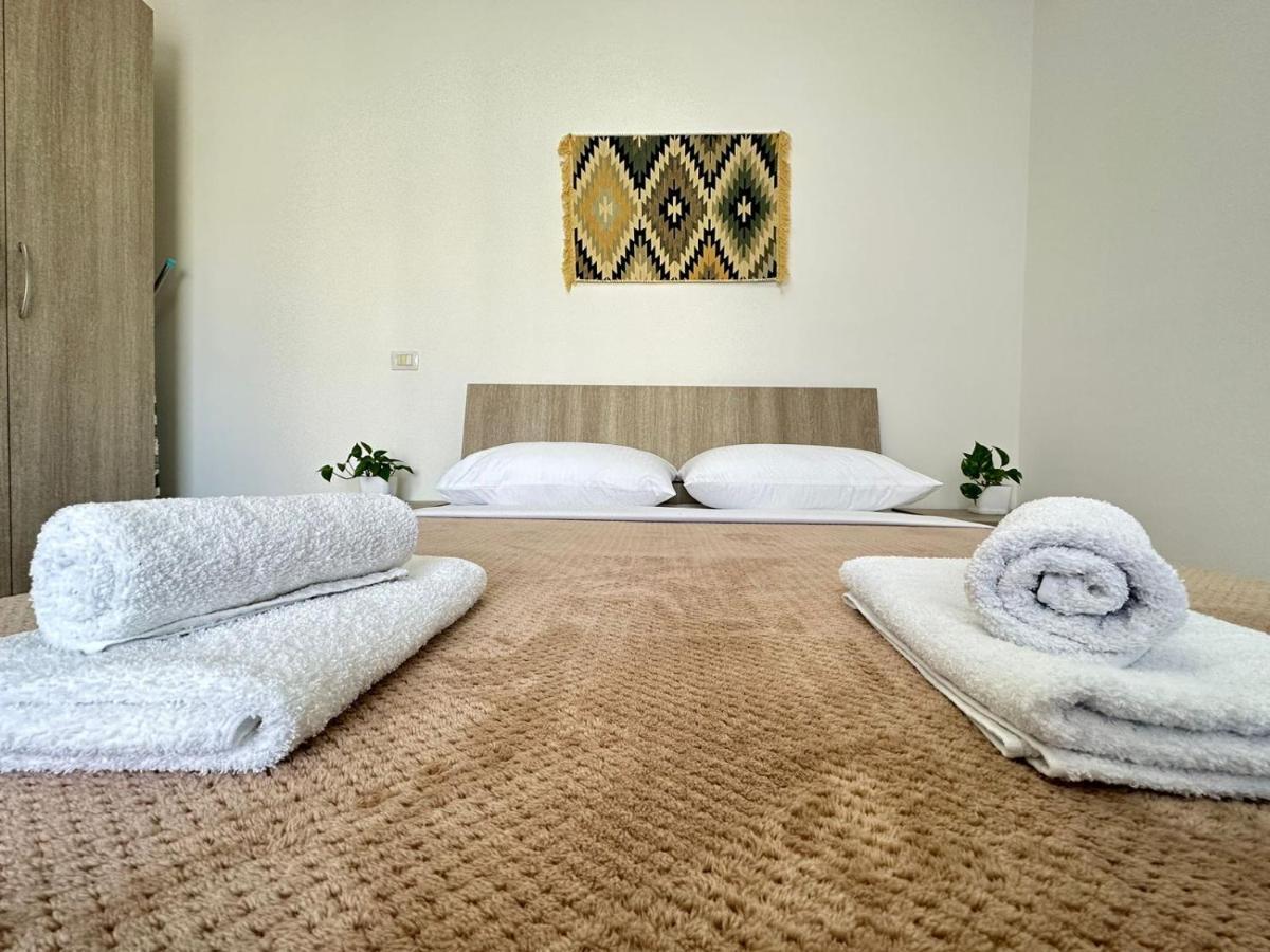 Trea Accomodations - Port Side วญอเรอ ภายนอก รูปภาพ