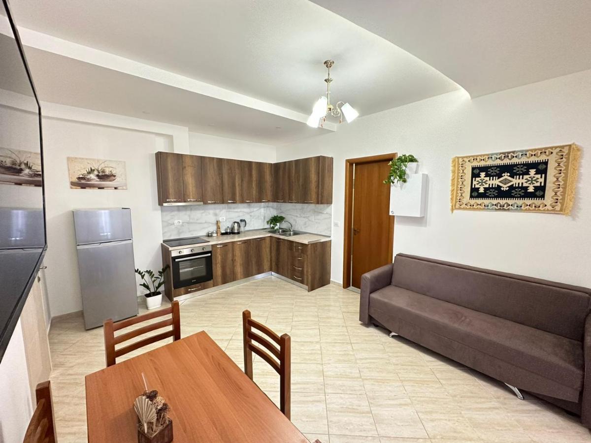Trea Accomodations - Port Side วญอเรอ ภายนอก รูปภาพ
