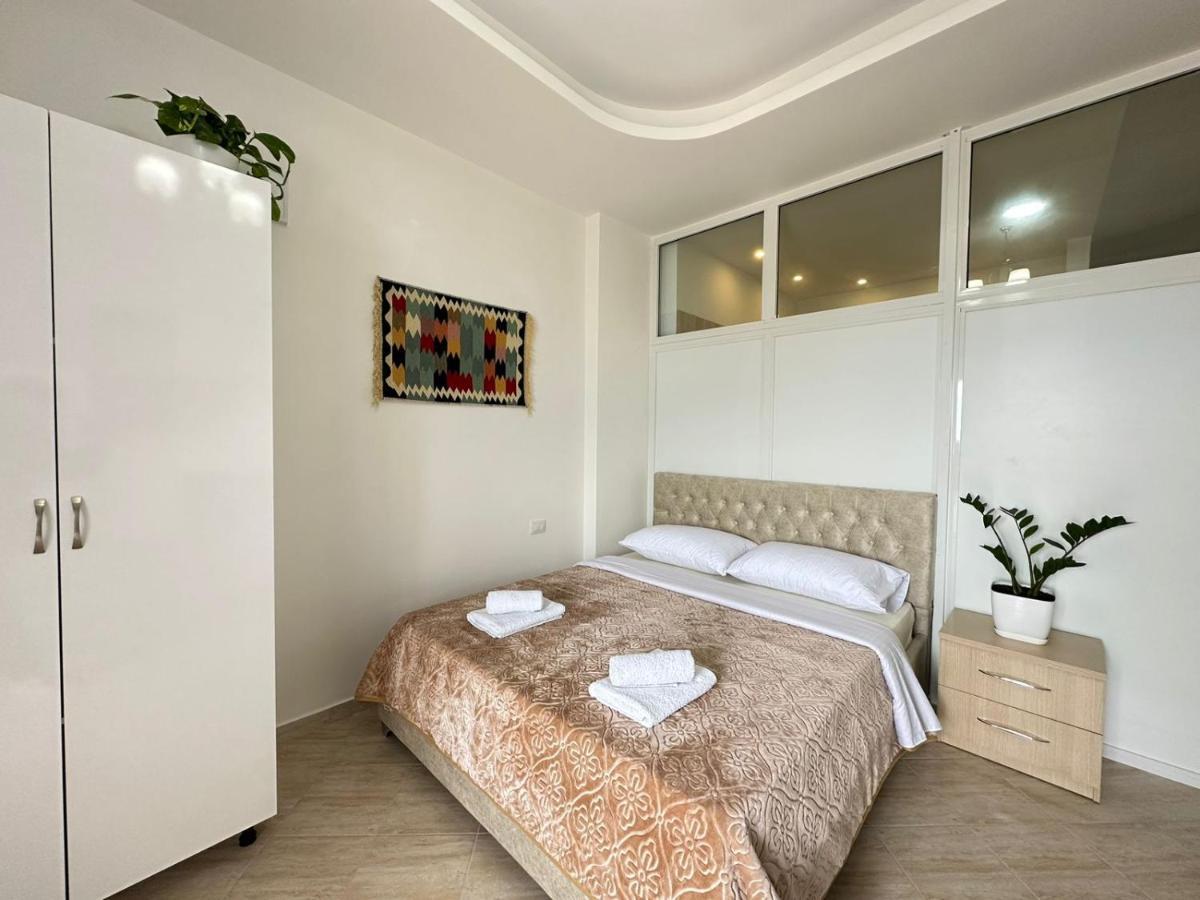Trea Accomodations - Port Side วญอเรอ ภายนอก รูปภาพ