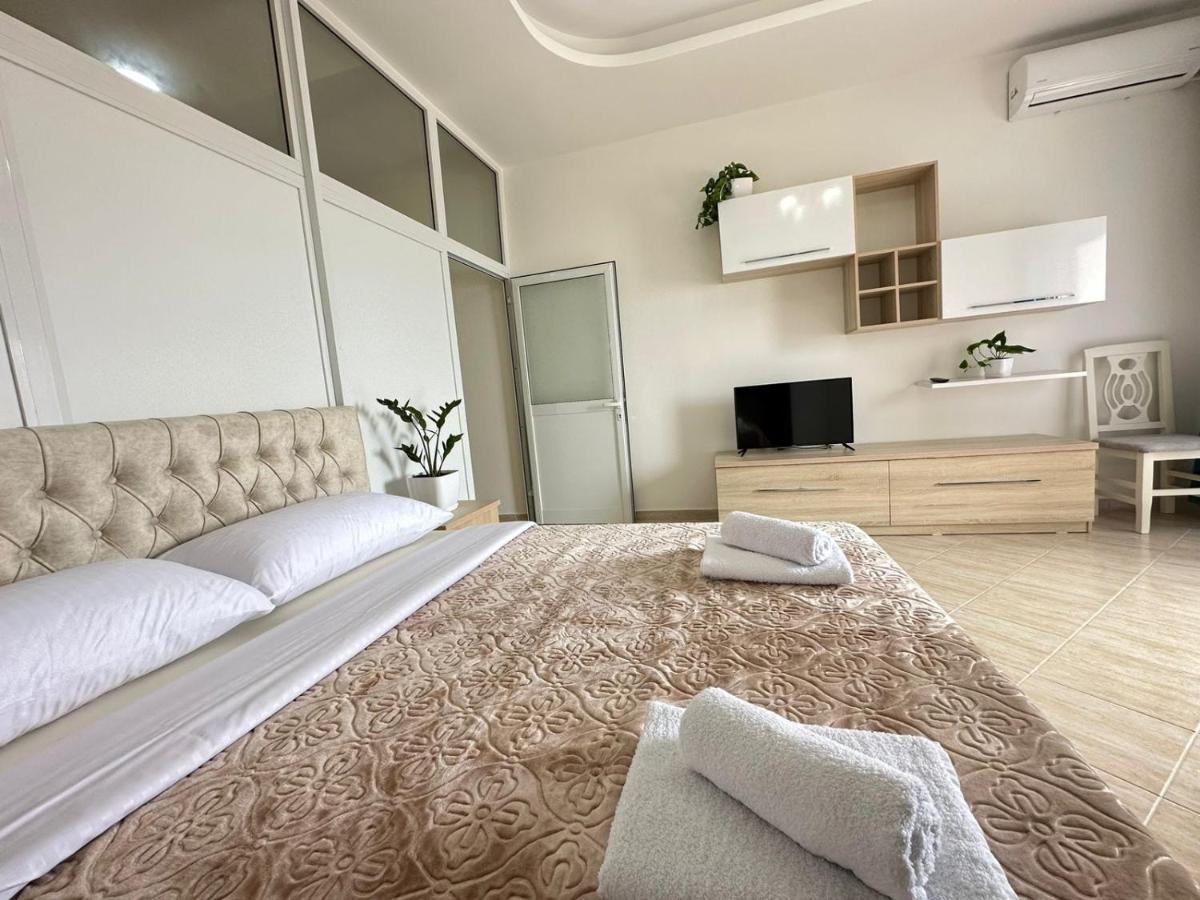 Trea Accomodations - Port Side วญอเรอ ภายนอก รูปภาพ