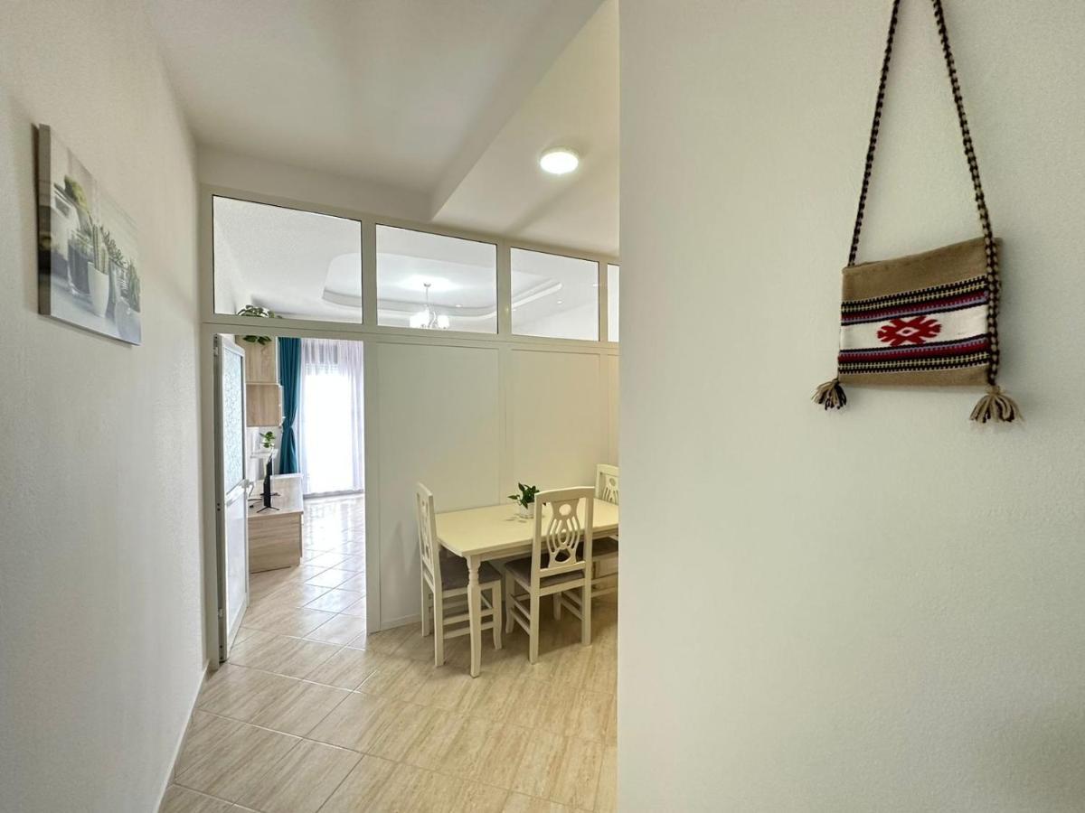 Trea Accomodations - Port Side วญอเรอ ภายนอก รูปภาพ